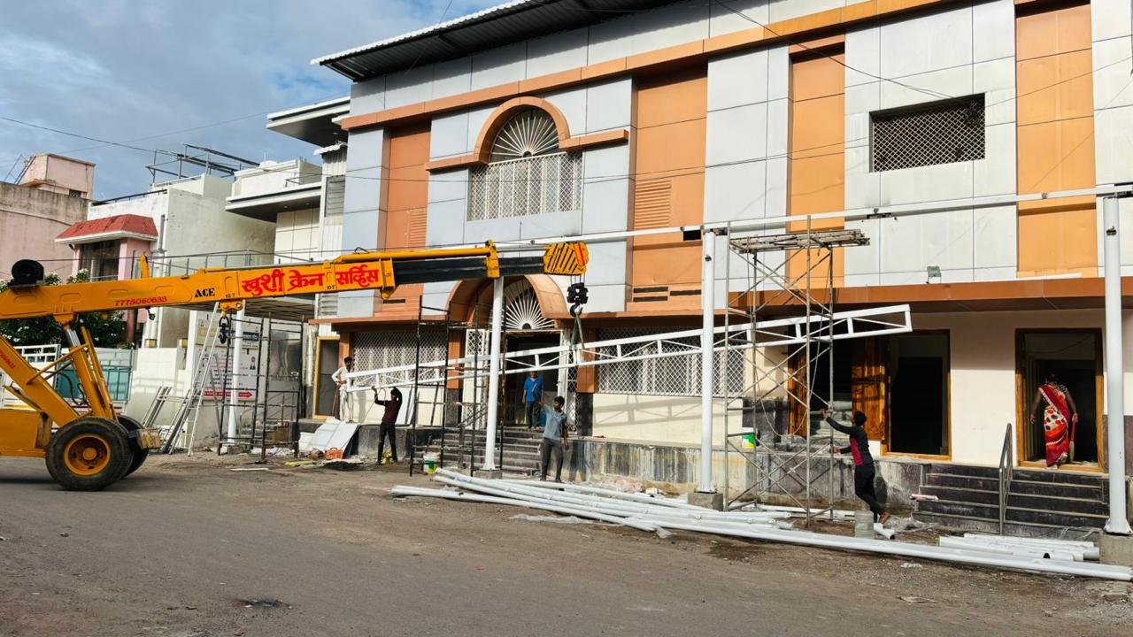 One Side Slope Tensile Structure